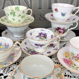 Mismatched Vintage Tea Cups and Saucers: Fine China Sets