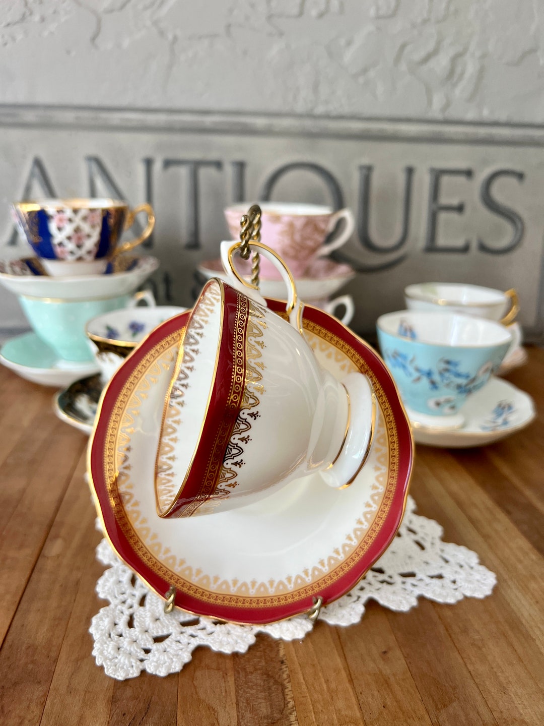 Royal Albert 100 Year Collection Teacup and Saucer with 22K Royal Albert 100 Year Collection Teacup and Saucer with 22K