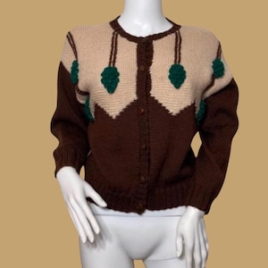 1940s cardigan with novelty grapes