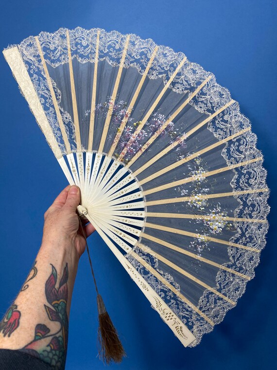 Edwardian hand painted fan