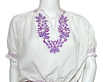 1940s 50s Hungarian peasant blouse