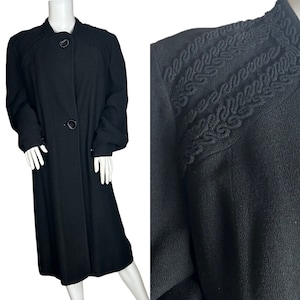 1930s 1940s coat with rouleau detail
