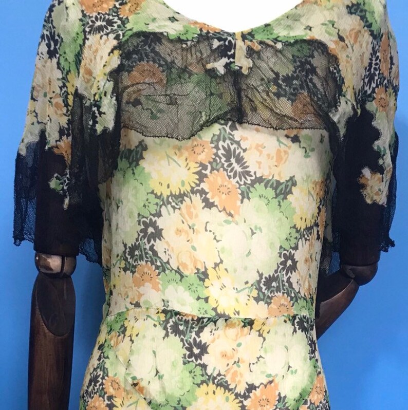 1930s dress with caped collar floral crepe georgette