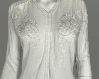 Late Edwardian blouse with whitework embroidery