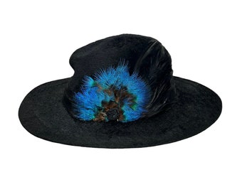 1910s Quaker hat with peacock feathers