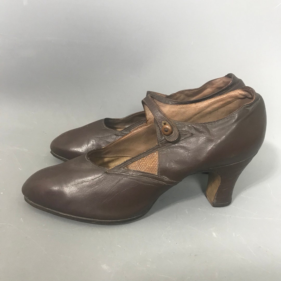 1920s Taupe Leather Mary Janes - Etsy