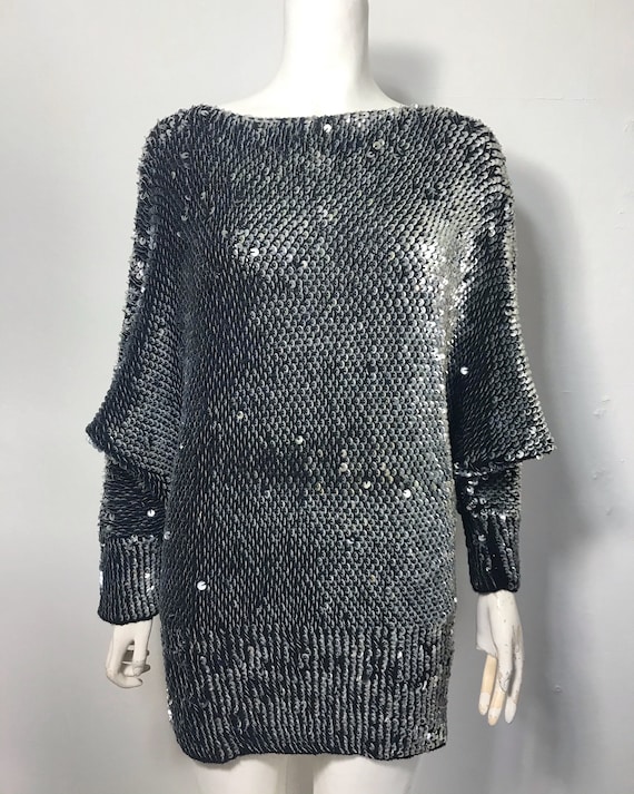 1970s 1980s batwing sleeve sweater with sequins