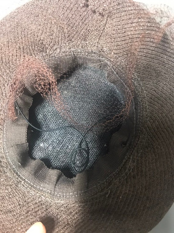 Veiled 1940s tilt hat - image 9