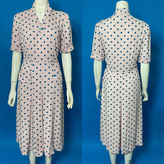 Polka dot 1940s dress