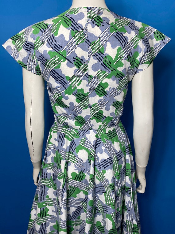 1940s summer dress, novelty print cotton - image 5