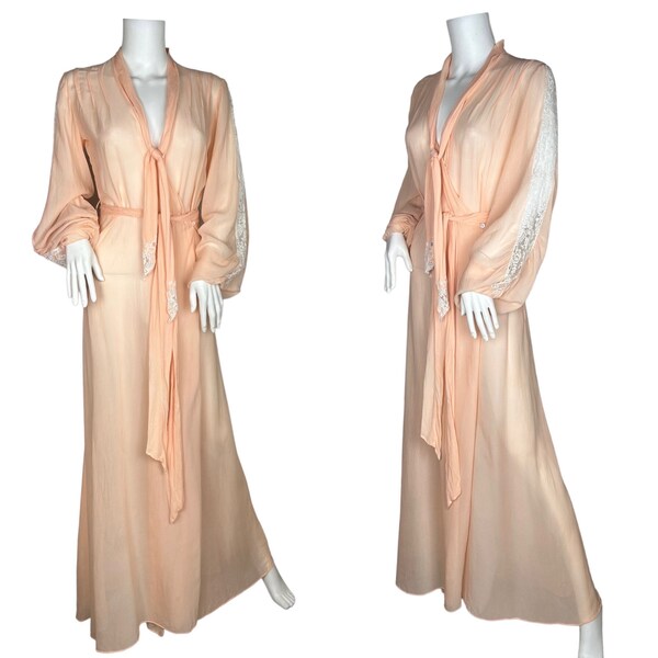 1930s Peignoir or dressing robe