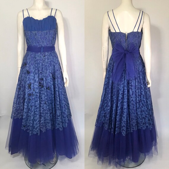 1950s lace evening dress or prom dress