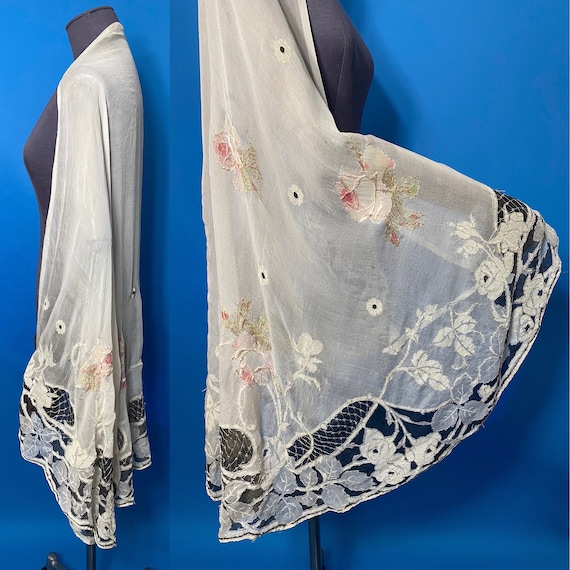 Edwardian shawl with roses
