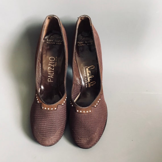 1940s shoes / 40s mesh heels