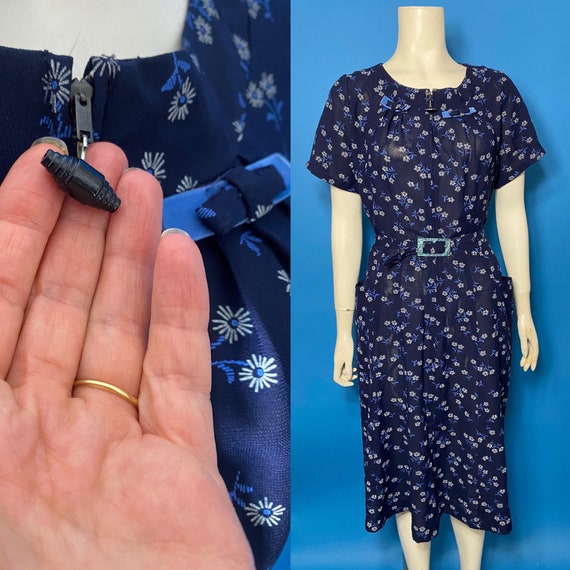 Zip front 1940s dress with floral print