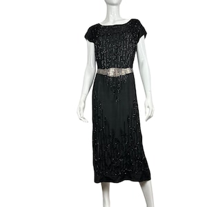 1920er Jahre Perlen-Flapper-Kleid mit floralen Motiven
