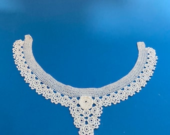 Antique Irish crochet collar