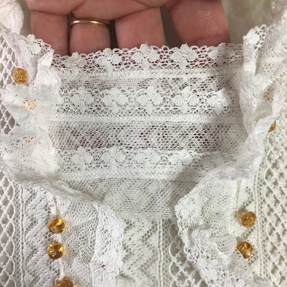 Edwardian 1910s blouse with amber glass beads - image 2