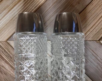Salero y pimentero de cristal vintage modelo Wexford de Anchor Hocking
