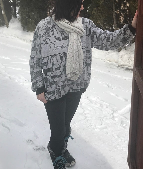 Vintage Thrift Sweatshirt Campy Deer