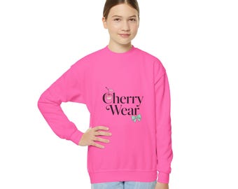 Sudadera con logo de Cherry Wear | Gráficos de cerezas, ilustración de cereza rosa