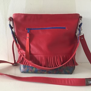 Leather Shoulder Bag VanStoel#293 RED | RECLAIMED handmade leather bag to reduce waste