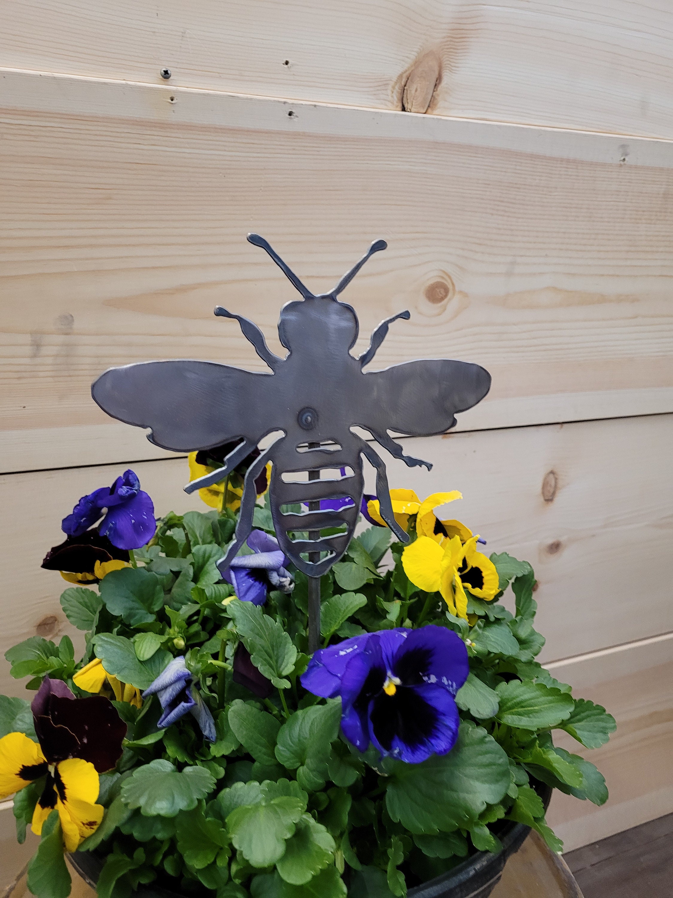 Bee Garden Stake/metal Yard Décor/flower Garden/garden Etsy