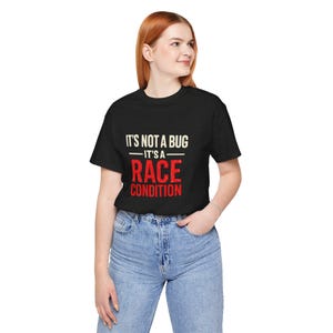 Ce n'est pas un bug, c'est une chemise de course, T-shirt de développeur Java, cadeau d'ingénieur logiciel, T-shirt d'humour de programmeur, chemise de blague de codage