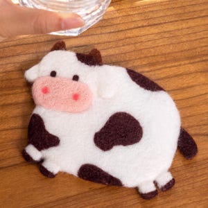 Cow Needle Felting Kit for Beginners | Wool Supplies+Step Guide, DIY Craft, Stress Relief Hobby, Gift for Crafters, Housewarming Present