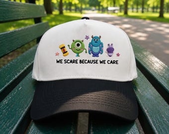 Gestickte Monster Inc Mütze, mike Sulley Boo Mütze, wir erschrecken, weil wir Disney inspirierte Baseballmütze kümmern, Pixar Park Reise Geschenk Disney-Fans