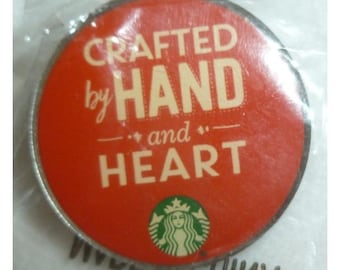 AUTHENTIC Starbucks Partner Pin ""Crafted By Hand"" OFFIZIELLE AUSGABE Keine Replik."