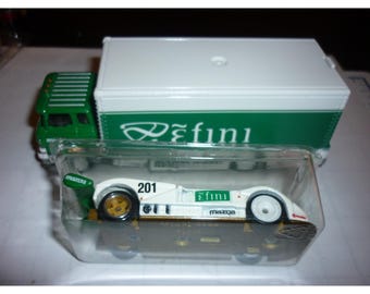 Hot Wheels Premium Team Transport Efini Mazda 787B & Sakura