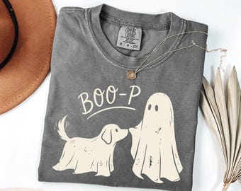 Camiseta Ghost Dog Boo-p Comfort Colors, camiseta espeluznante de Halloween para mamás perrunas.