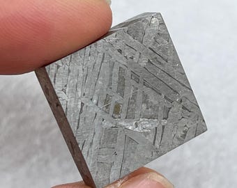 マンドラビラ鉄隕石：オーストラリア砂漠で発見、36.9g - Etsy 日本