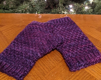 textured purple fingerless gloves