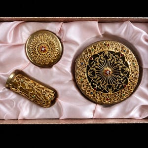 Vintage 50’s/60’s Stratton Boxed Jewelled Filigree Compact 3 Piece Set