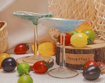 Personalized Oyster Shell Martini Glass, Custom Engraved Handmade Coastal Cocktail Glasses, Ocean Wedding Gift for Beach Lovers