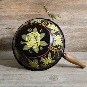 Antique Signed Tole Toleware Fruit Kitchen Serving Frying Pan Hand Painted Flowers Wooden Handle - 1800&#39;s