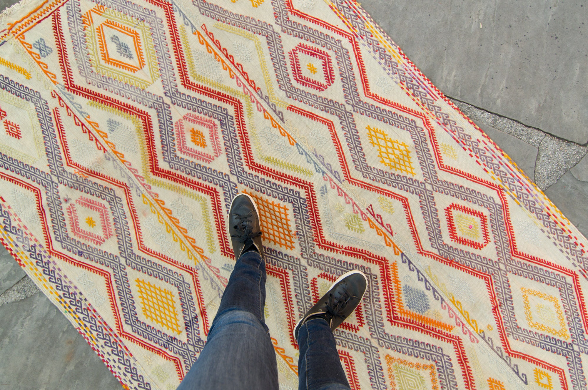 Vintage Anatolien 4'5 X 7'8 Brodé à La Main Cecim Kilim Pastel Colors Diamond Medallion Medium Wool 