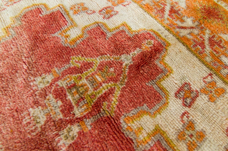 Vintage 53 x 72 Rug Geometric Medallion Hand Knotted Oushak Pumpkin Red Wool Low Pile 1930s FREE DOMESTIC SHIPPING image 8