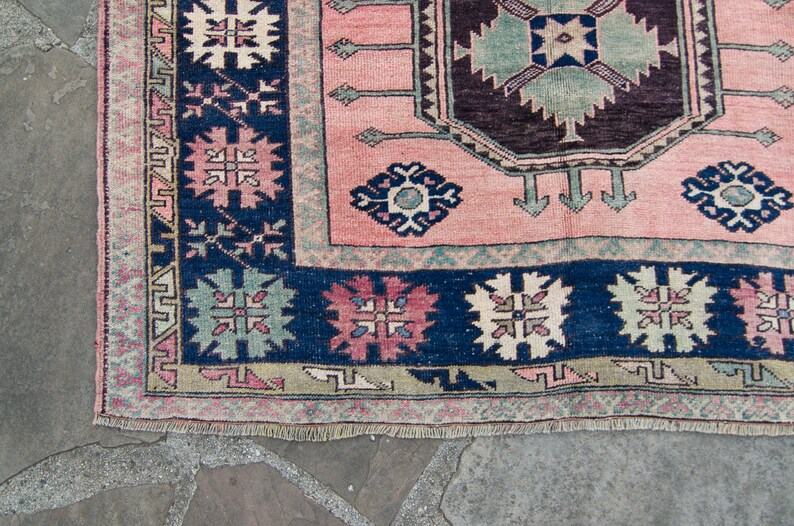 Vintage 51 x 122 Oushak Rug Hand Knotted Medallion Design Pink Blue Wool Large Area Rug 1960s FREE DOMESTIC SHIPPING image 6