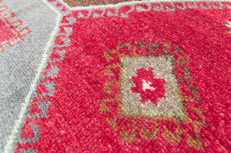 Vintage 4 x 157 Rug Lake Van Handwoven Geometric Medallion Red Wool Wide Hand-Knotted Runner 1960s FREE DOMESTIC SHIPPING image 8