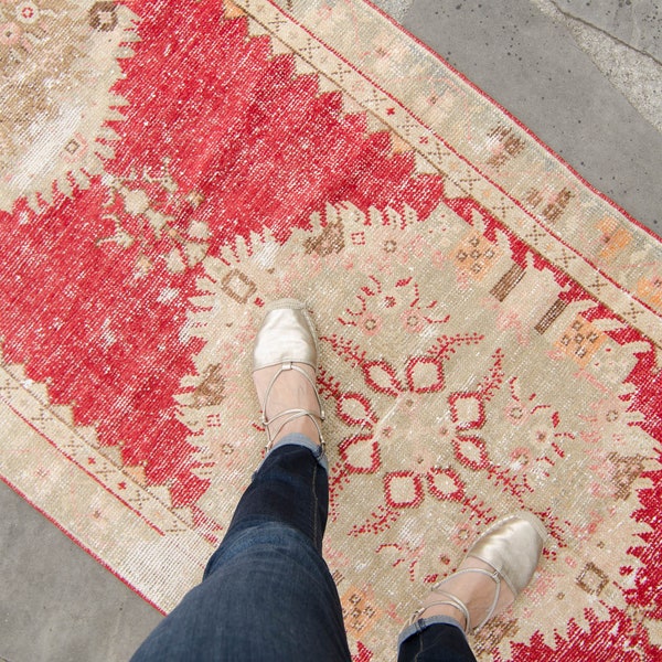 Vintage 2’10” x 12'8" Anatolian Rug Oushak Floral Medallion Distressed Red Mocha Wool Hand-Knotted Runner 1940s - FREE DOMESTIC SHIPPING
