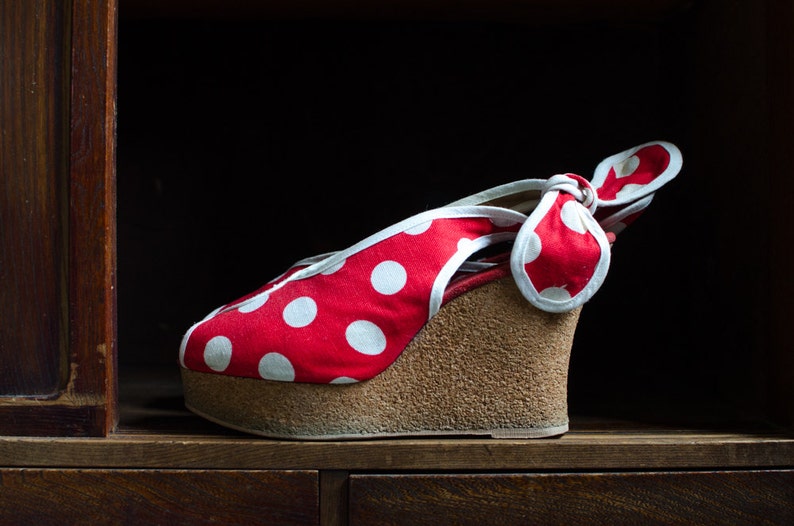 Rare Vintage Goody Two Shoes New York City Platforms