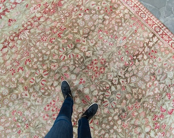Antiker 8&#39;3.5 &quot;x 11&#39;5&quot; Anatolischer Teppich Konya Beunruhigter Wollfloraler Primitiver Oushak Handgeknüpfter Teppich aus den 1920er Jahren - KOSTENLOSER INLANDSVERSAND