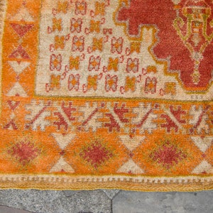 Vintage 53 x 72 Rug Geometric Medallion Hand Knotted Oushak Pumpkin Red Wool Low Pile 1930s FREE DOMESTIC SHIPPING image 6
