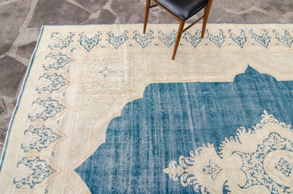 ヴィンテージ 9'6” x 13'1” メダリオン ブルー ベージュ 花柄