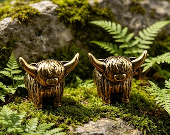 非常にクールな日本の張り子の首が揺れる赤べこ幸運の牛の置物 - Etsy 日本