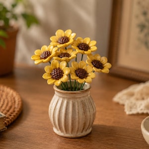 Handgjord keramisk solrosstjälk, evig solrosdekor, blomstergren i porslin, keramiskt blomsterarrangemang, Cottagecore-heminredning