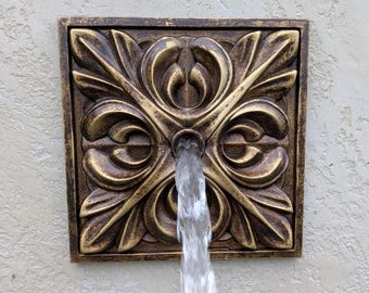 Rosetón para fuente de 8'' de piedra fundida. Surtidor de agua para piscina. Fuente exterior de bronce.